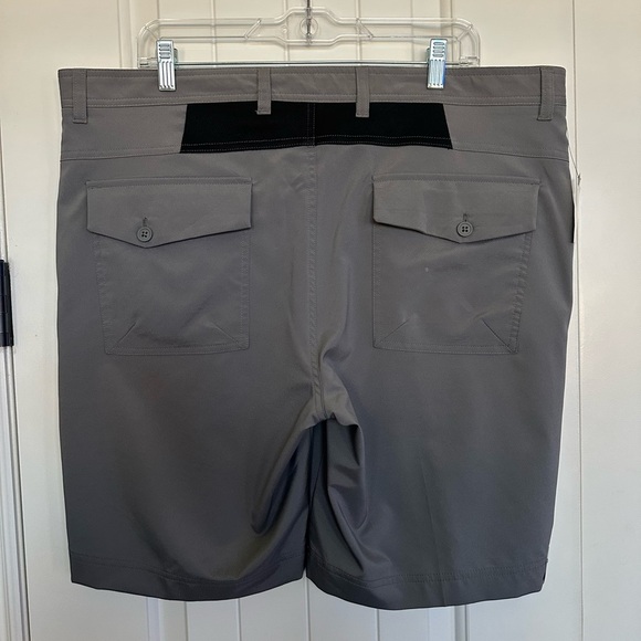 Men's Roundtree & Yorke Performance Shorts - Picture 6 of 9